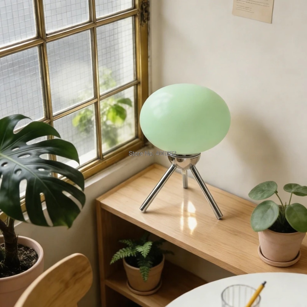 Lampada da Tavolo a Fungo in V - Light Switch recensione e prezzo